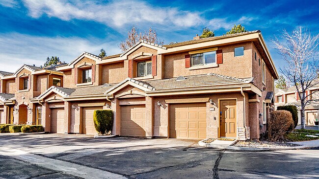 Foto del edificio - 900 S Meadows Pkwy