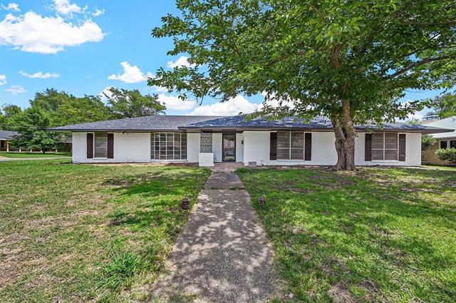 Foto principal - 1400 Crescent Dr