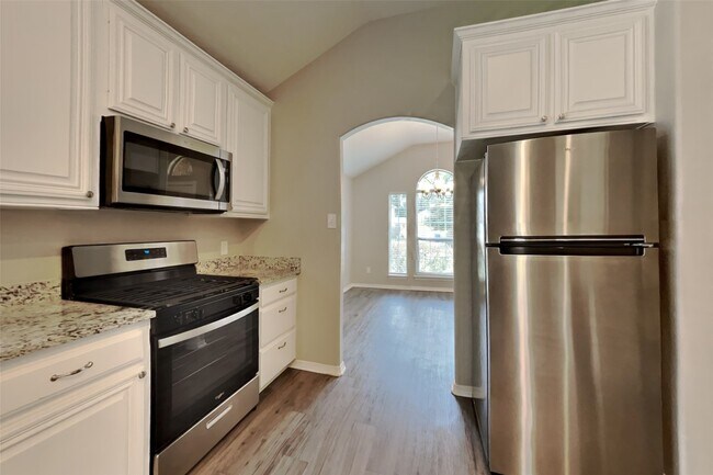 Building Photo - 8307 Silver Lure Dr