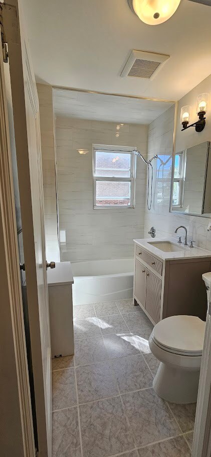 Bathroom - 544 Joralemon St