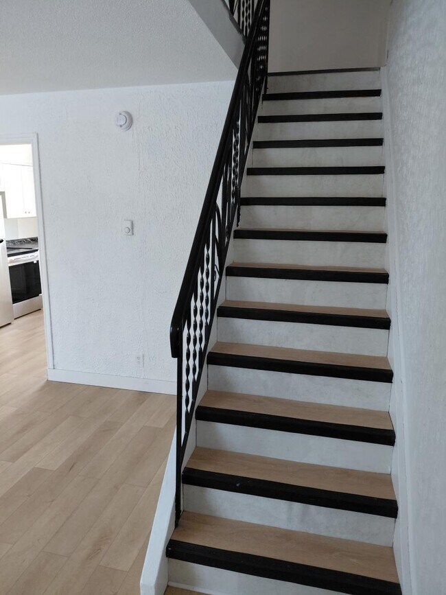 Photo du bâtiment - 3 bedroom in Regina SK S4R 4Y6