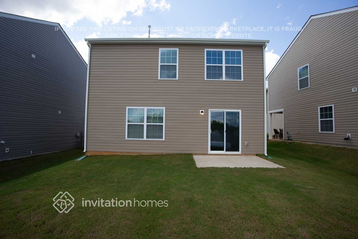 Foto del edificio - 3982 BETHESDA Pl