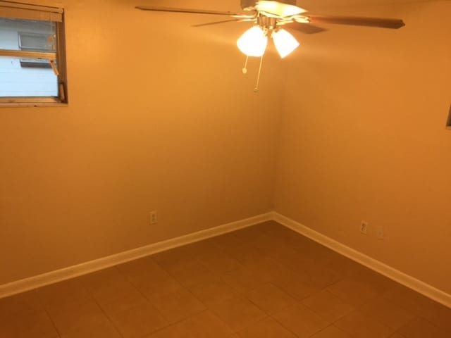 Building Photo - 306 Mercury Dr