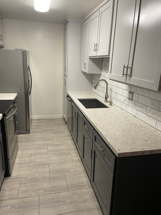Dishwasher - 3565 Linden Ave Apartment