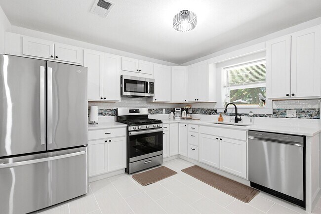 Foto del edificio - 125 3rd Ave SW