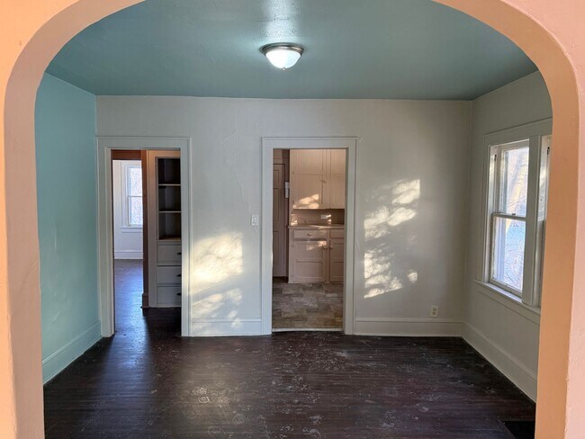 Foto del edificio - 807 Williams St