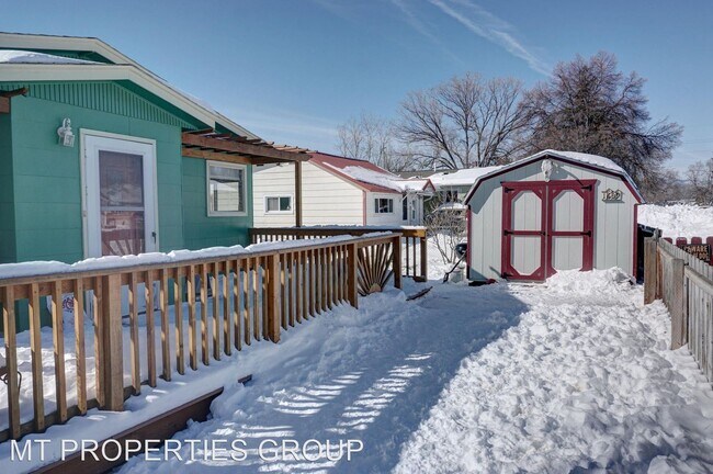 Building Photo - 4 br, 2 bath House - 1609 S. 8th St. W.