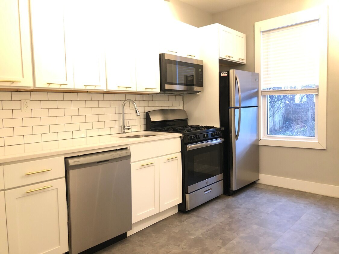 Foto principal - 15 Woodlawn Ave