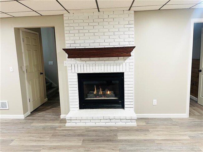 Foto del edificio - 30 Wiggins Ln