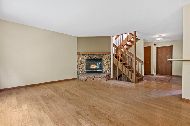 Wood burning fire place - 6318 Cedar St