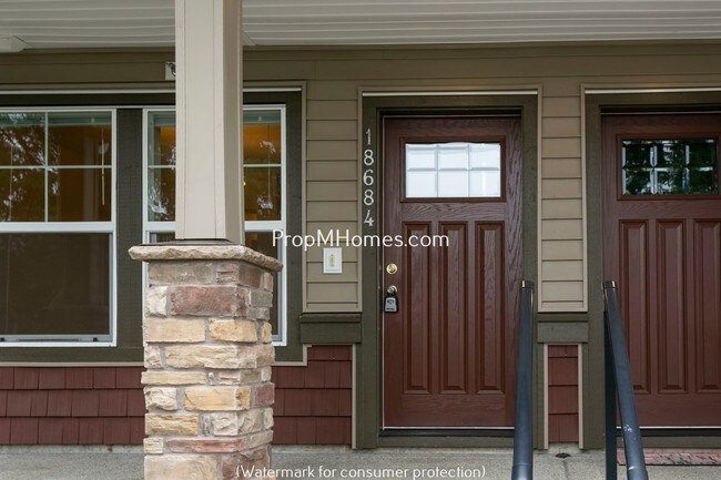Building Photo - 18684 NW Cedar Falls Loop