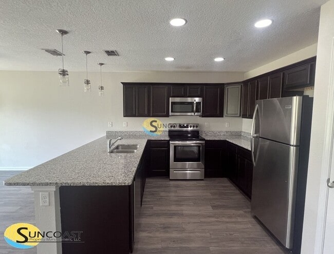 Building Photo - 8777 Kaye Ln