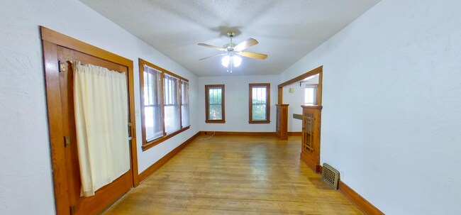 Foto del edificio - 1601 Leavenworth St