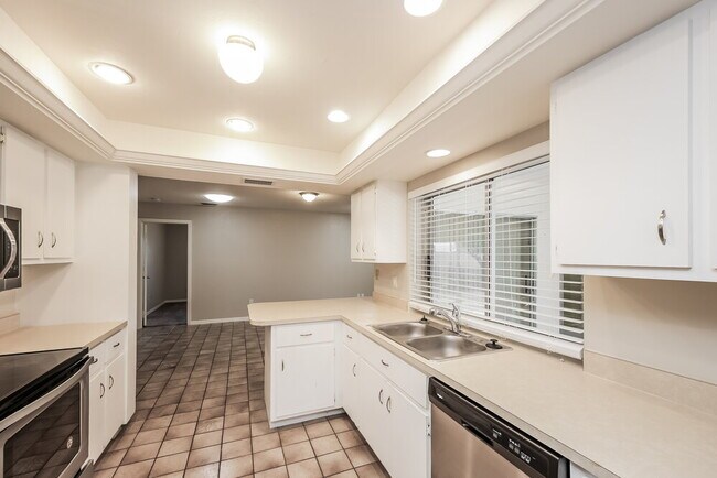 Foto del edificio - 2130 SE 9th Terrace