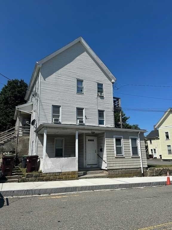Primary Photo - 205 Bussey St