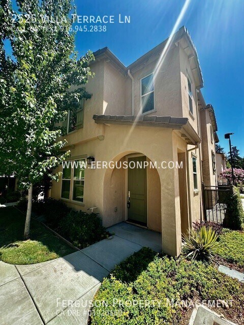 Photo - 2525 Villa Terrace Ln-