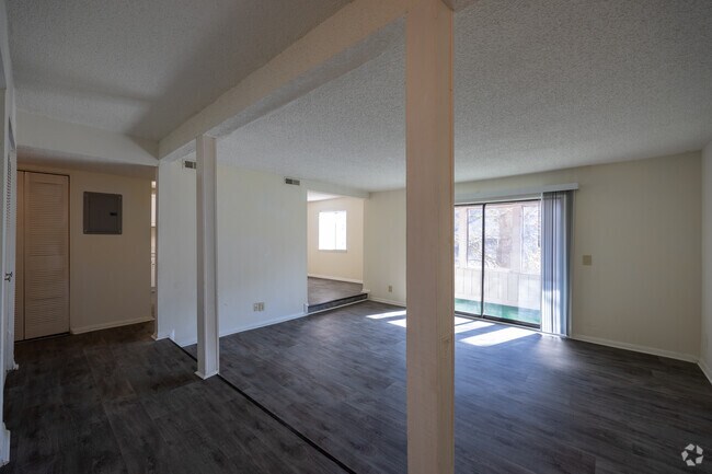 2HAB, 1,5BA - 1022 ft² - Water Vista