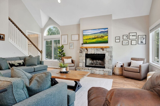 Foto del edificio - 29 Mitten Ln