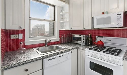 Building Photo - 101 3rd Ave