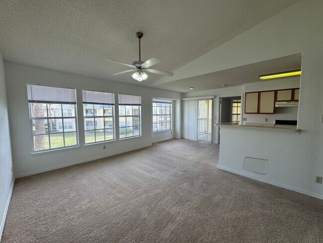 Building Photo - 1057 S Hiawassee Rd