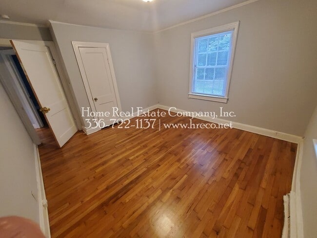 Building Photo - 3050 Heitman Dr