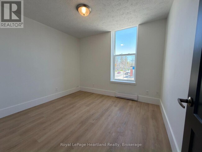 Photo du bâtiment - 6 Isaac St