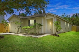 Building Photo - 3646 Fuller Bluff Dr