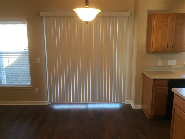 Building Photo - 9442 Monarda Court