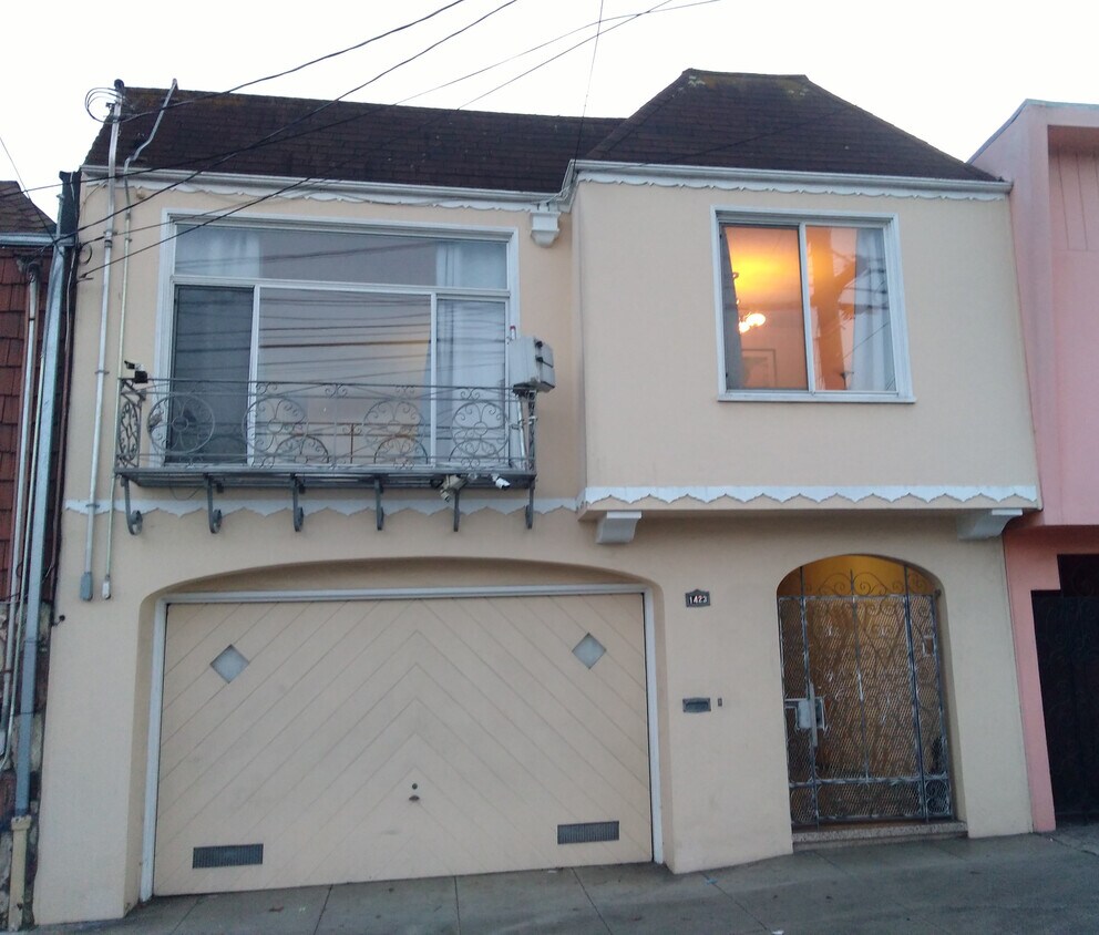Foto principal - 1423 Revere Ave