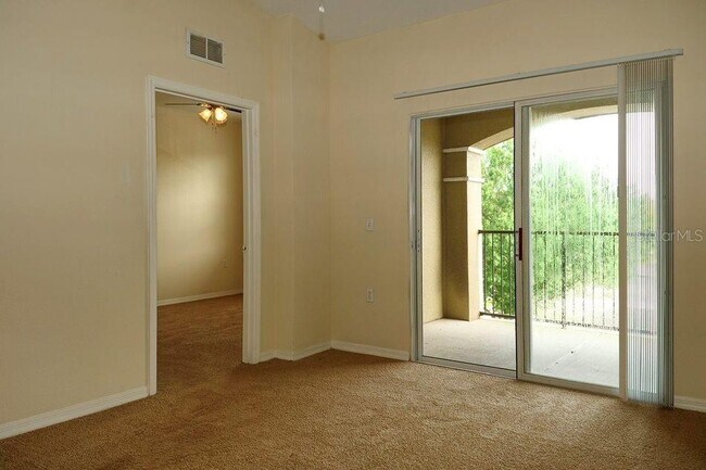 Foto del edificio - 8225 Claire Ann Dr