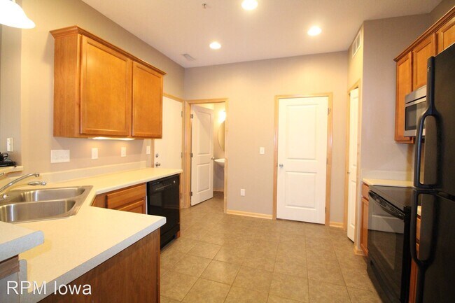 Building Photo - 2 br, 1.5 bath House - 567 86th Street