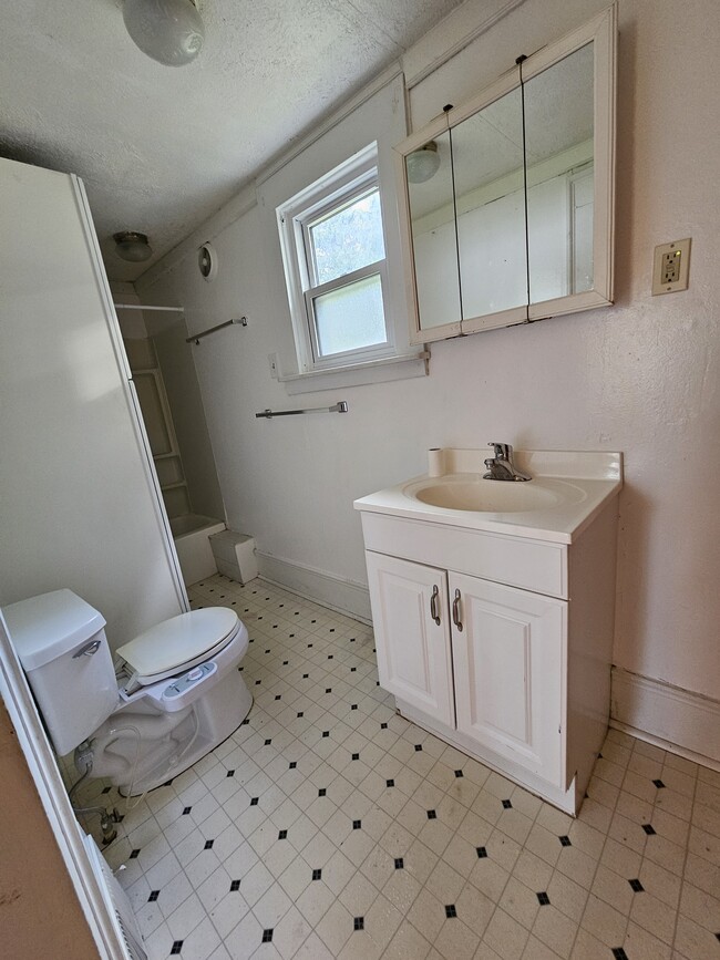 Bathroom - 509 E Church St