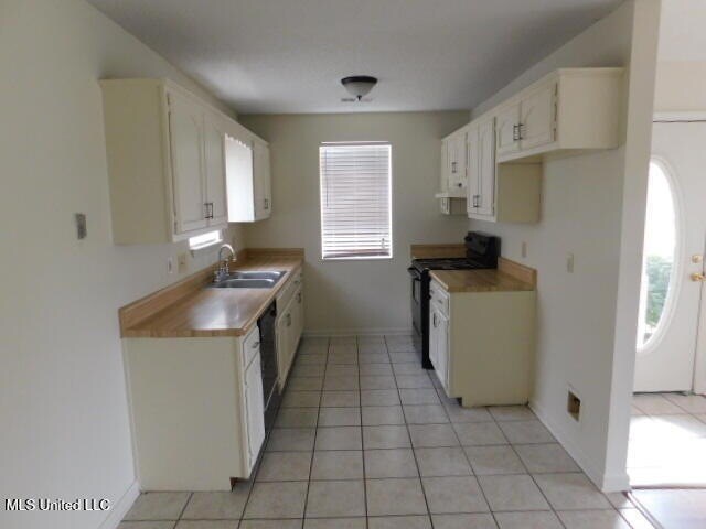 Building Photo - 6761 Maury Dr