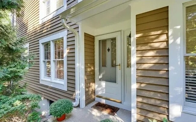 Foto del edificio - 8 Harrow Ln