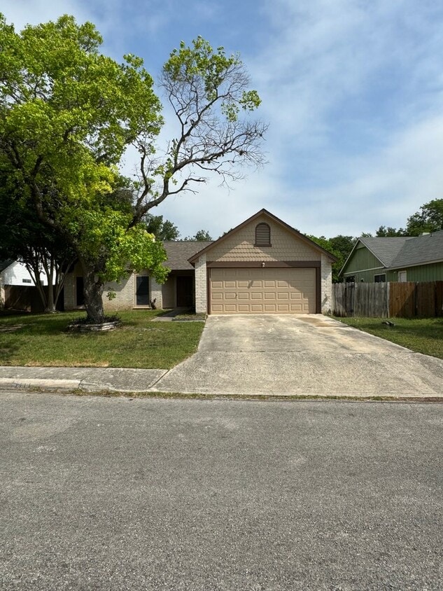 Primary Photo - NICE 3 BEDROOM FEATURING WOOD VINYL PLANK ...