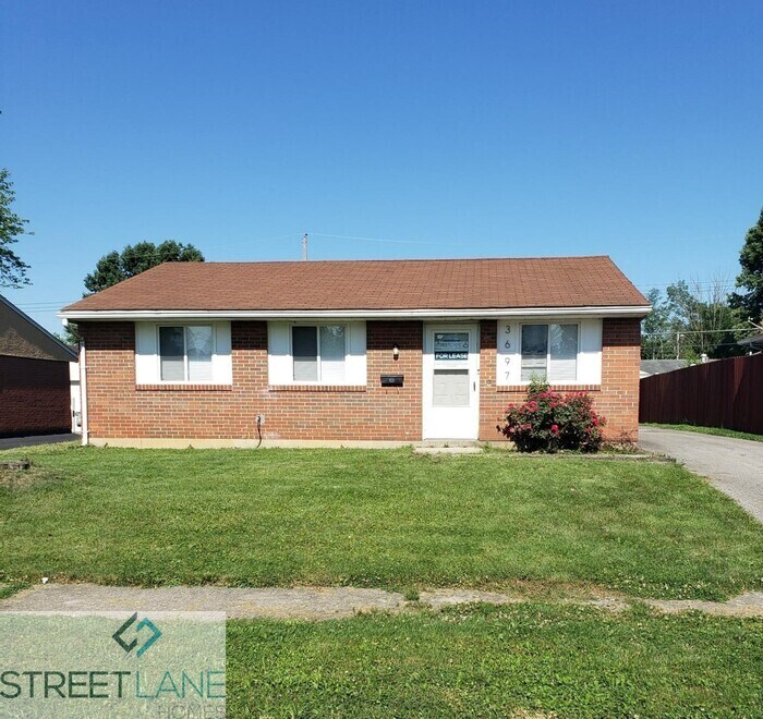 Primary Photo - Charming 3 Bedroom in Columbus!