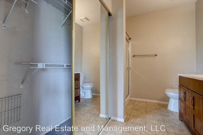 Building Photo - 2 br, 2 bath House - 1352 E. Highland Ave....