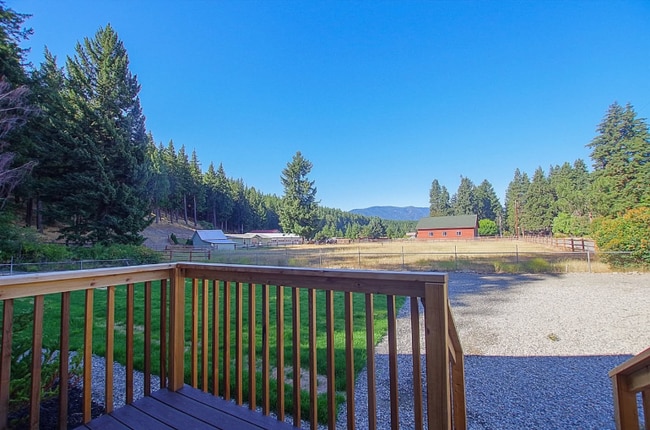 Building Photo - 70 Gobblers Knob Rd