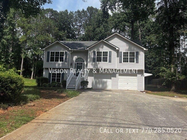 Building Photo - 64 Wooddale Ln