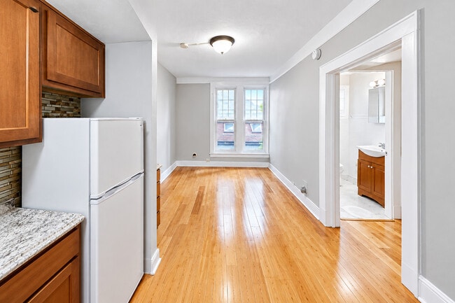 Adrian 1-Bedroom (Available June 2027) - Oakland Apartments