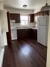 Building Photo - 1717 Moore St