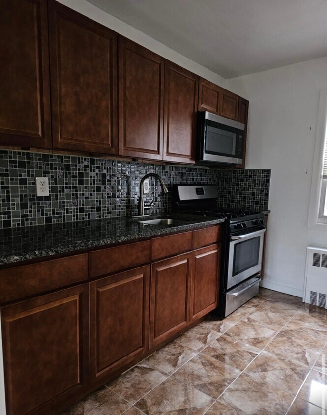Primary Photo - 9 Millers Ln