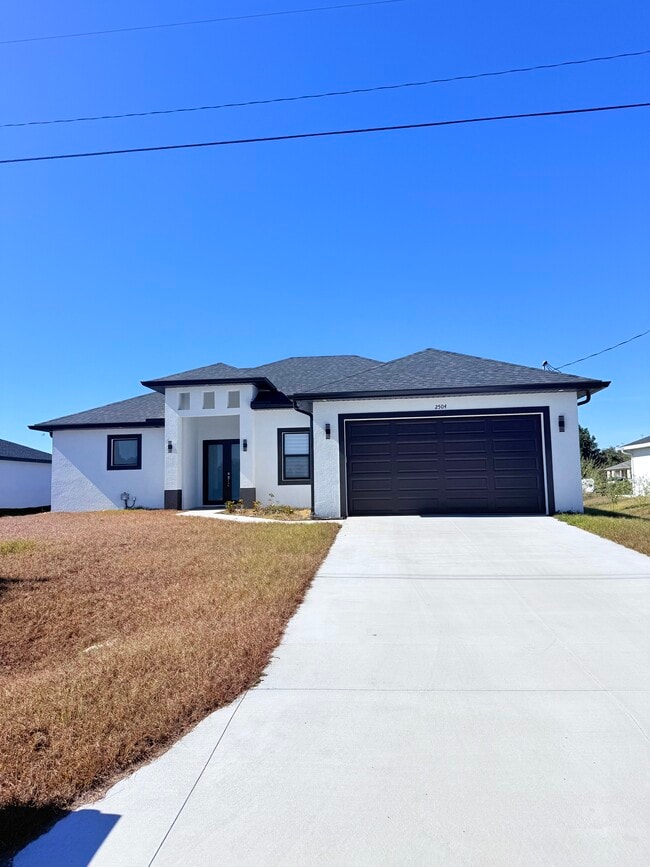 Foto del edificio - 2504 Vera Ave S