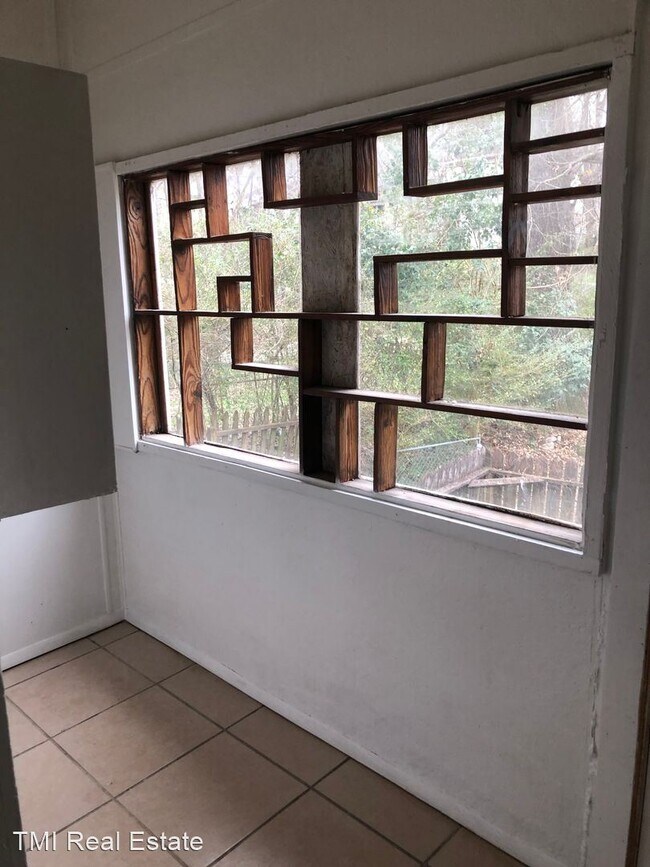 Building Photo - 3 br, 1 bath House - 2333 22nd St Ensley