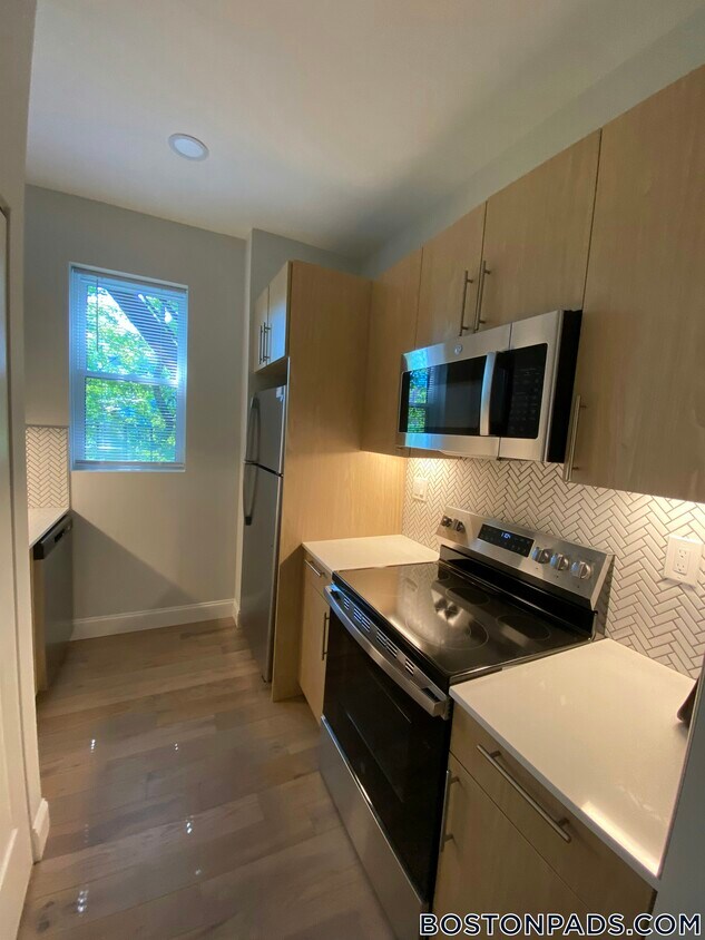 Foto principal - 124 Peterborough St