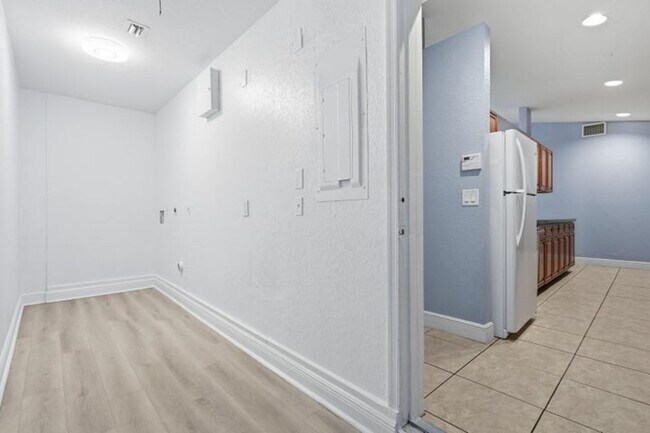 Foto del edificio - 1029 Staghorn St