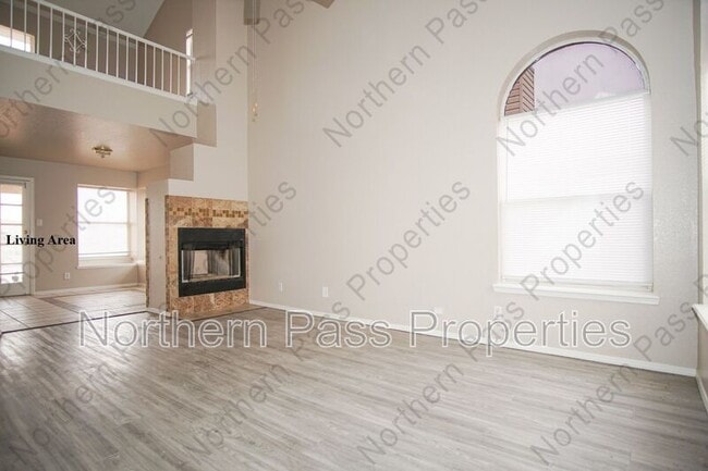 Building Photo - 5917 Chippendale Ave