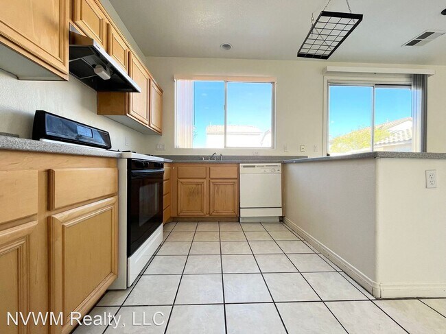 Foto del edificio - 3 br, 2.5 bath House - 8448 Barossa Ct