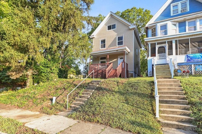 Photo - 1958 Fairfax Ave House