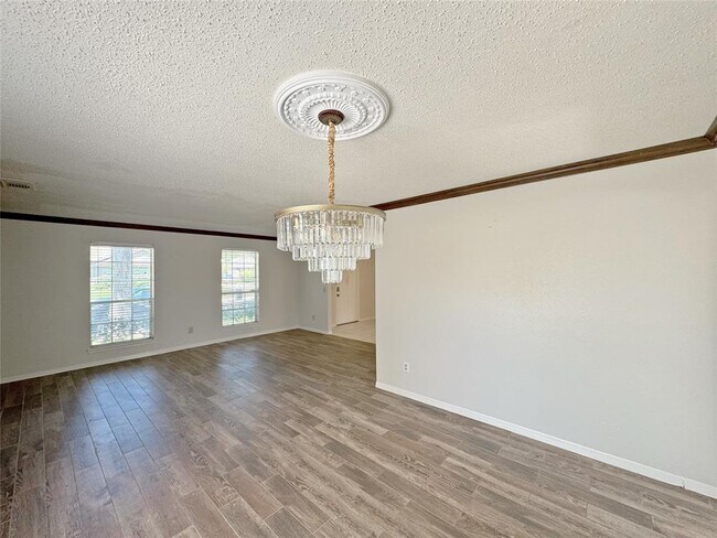 Building Photo - 3407 Streamside Ln